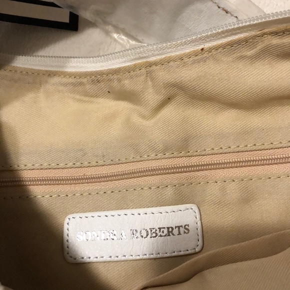 Sondra Roberts bag or satchel - Picture 5 of 5